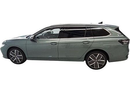 VW Passat Volkswagen Variant ELEGANCE 2.0TDI DSG 4M NP.74T ACC.5J-G.AHK.AREA-VIEW.NAVI.HARMAN.HUD