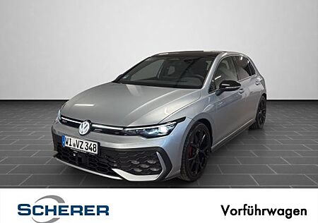 VW Golf Volkswagen VIII GTI 2.0 TSI DSG BLACKSTYLE PANO