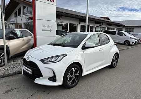 Toyota Yaris Hybrid Teamplayer mit Comfort Paket