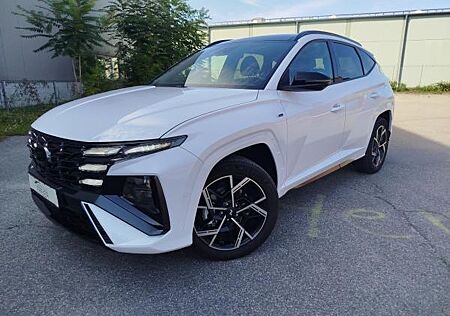 Hyundai Tucson N Line 215PS *VOLLAUSSTATTUNG* Allrad+Pano+Assistenz-Paket+Sitz-Paket+ECS