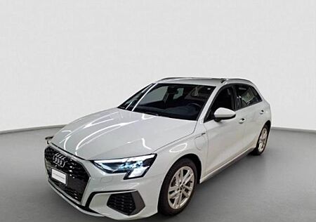 Audi A3 Sportback 40 TFSIe S LINE KAMERA NAVI KLIMA LM17