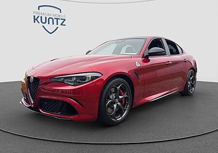 Alfa Romeo Giulia Quadrifoglio 2.9 V6 CARBON AKRAPOVIC