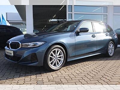 BMW 318 i Touring/360°/DrivingAss.Prof./Head-Up/elektr.Sitze/Adapt.LED/Komfortzug.