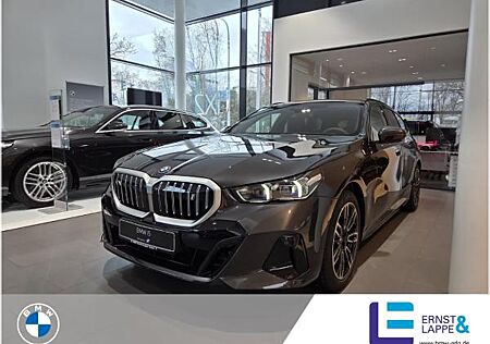 BMW i5 eDrive40 Touring || M Sport Pano Head-Up 360