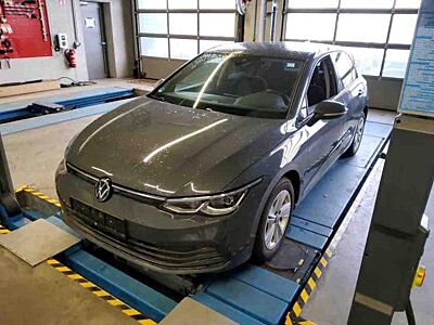 Volkswagen Golf 💥VIII Lim. Life 1.5 TSI 96kW 💥 LED Plus Navi SHZ Einparkhilfe DAB+ LM Digital Cockpit GJR