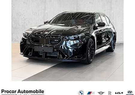 BMW M5 Touring PANO AHK DA PROF PA PROF 0,5%