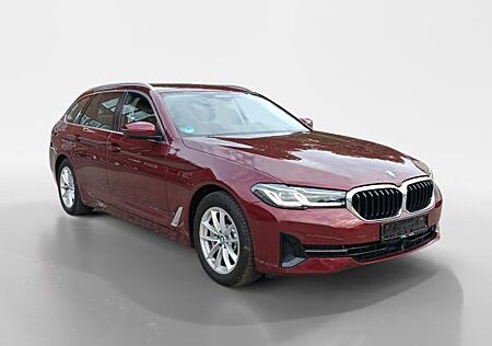 BMW 530 xDrive/*Haustürlieferung*Sofort Verfügbar*Anhängerkupplung*Innovationspaket*Business-Paket