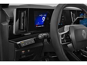 Renault Rafale Techno Pano WinterP ACC Nav eHK Kam 20Z Renault Rafale Techno Pano WinterP ACC Nav eHK Kam 20Z