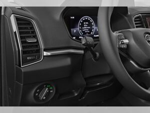 Skoda Karoq DSG Selec ACC Kam SideA SHZv/h Kessy SunS bild 1
