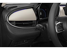 Fiat 600 Hybrid La Prima SHZ eHK ACC Nav Kam 360°PDC Fiat 600 Hybrid La Prima SHZ eHK ACC Nav Kam 360°PDC