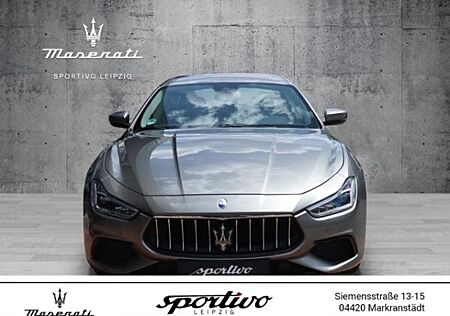 Maserati Ghibli GranSport / Modena