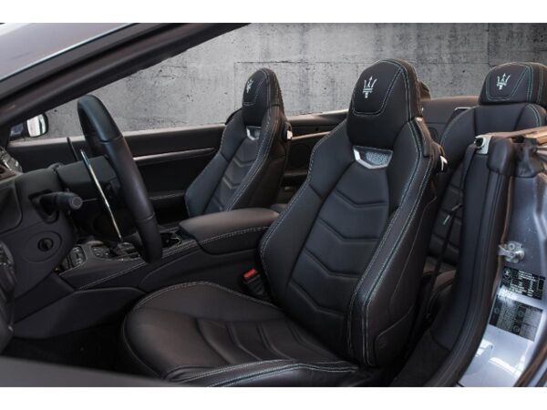 Maserati GranCabrio Sport *Rückfahrkamera* bild 6