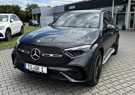 Mercedes-Benz GLC 400 e 4M mit AMG+MASSAGE+BURMESTER+HINTERACHSLENKUNG+PANO+AIRMATIC+2 JAHRE GARANTIE👏👍❤️