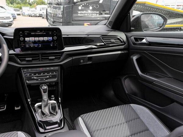 Volkswagen T-Roc Cabriolet 1.5 l TSI DSG R-Line AHK-BLACK-STYLE-NAVI-KAMERA-WINDSCHOTT bild 7
