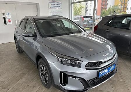 Kia XCeed MJ 25 1.5 T-GDI Navi LED PDC v+h Kamera