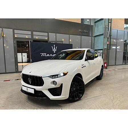 Maserati Levante leasen