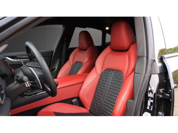 Maserati Levante Modena bild 6