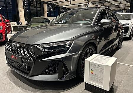 Audi RS3 Sportback (8YF)