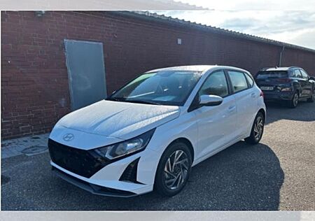 Hyundai i20 1.0 T-Gdi Trend Navi CarPlay Klimaa. SHZ RFK