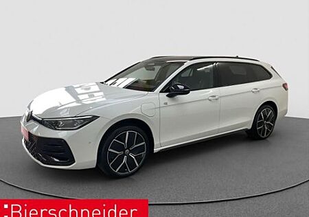 VW Passat Volkswagen R-Line Signature 1.5 TSI eHy. DSG *AHK/H&K/PANO*