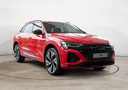 Audi Q8 S line 55 e-tron quattro