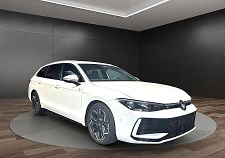 VW Passat Volkswagen Variant R-Line 2.0 TDI*DSG*HuD*AHK*Pano*