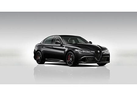 Alfa Romeo Giulia Quadrifoglio 2.9 V6 Bi-Turbo - Akrapovic