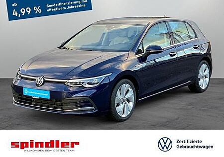 VW Golf Volkswagen VIII Style 1.5 eTSI DSG / Navi, Pano, LED+