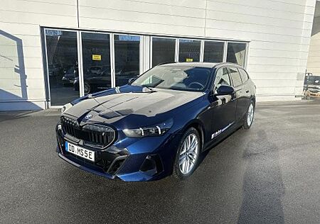 BMW i5 eDrive40 Touring - Sofort Verfügbar - Autobahnassistent - AHK - Bowers & Wilkins - Sitzbelüftung