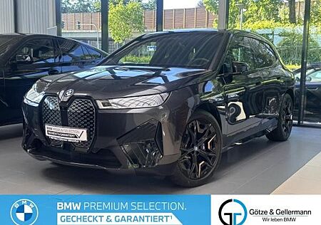 BMW iX M60 //Autobahnassistent EUR1000,-Ladeguthaben