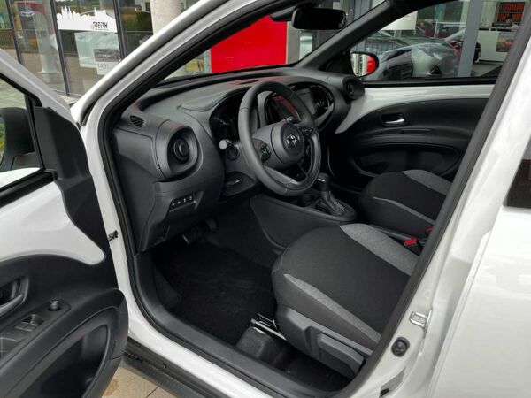 Toyota Aygo X Play Business ED Schalter ❗️ bild 6