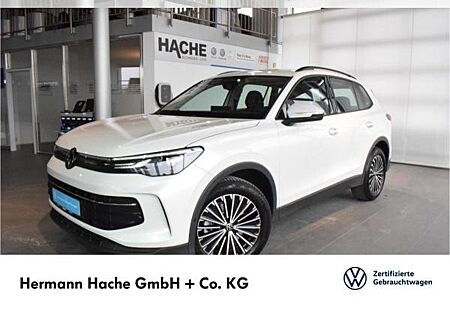 VW Tiguan Volkswagen Life 2.0 TDI DSG NAVI LED AHK PDC SHZ