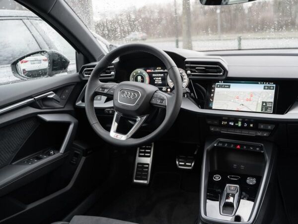 Audi A3 allstreet 35 TDI S line Matrix ACC AHK Navi Business Sonos bild 4