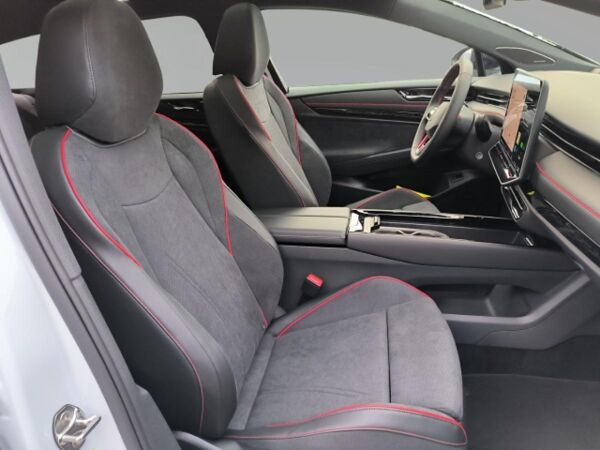 Volkswagen ID.7 Tourer GTX Pano AHK IQ-Drive Head-up-Display bild 7