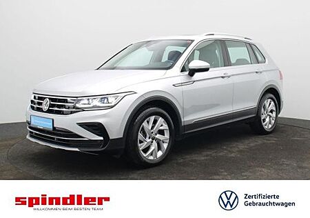 VW Tiguan Volkswagen Elegance 1.5 TSI DSG / Navi, Pano, Matrix