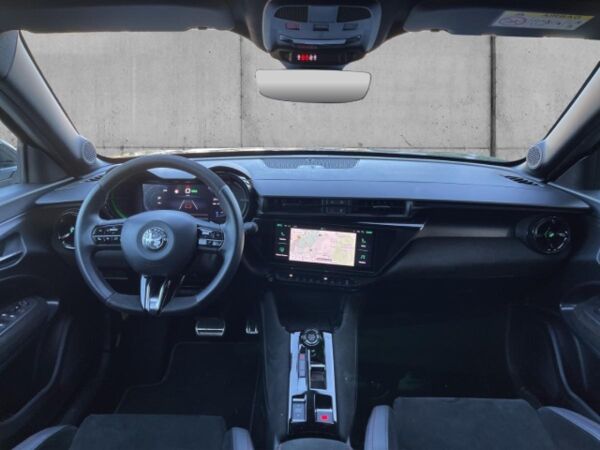Alfa Romeo Junior Veloce Elettrica SPORTPAKET+SABELT+KAMERA bild 3