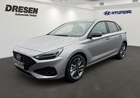 Hyundai i30 1.5 Advantage**500 € Zubehör-Gutschein**🚀| Navi | Rückfahrkamera | Sitzheizung | Tempomat | LED