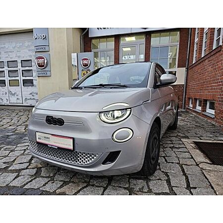 Fiat 500E leasen