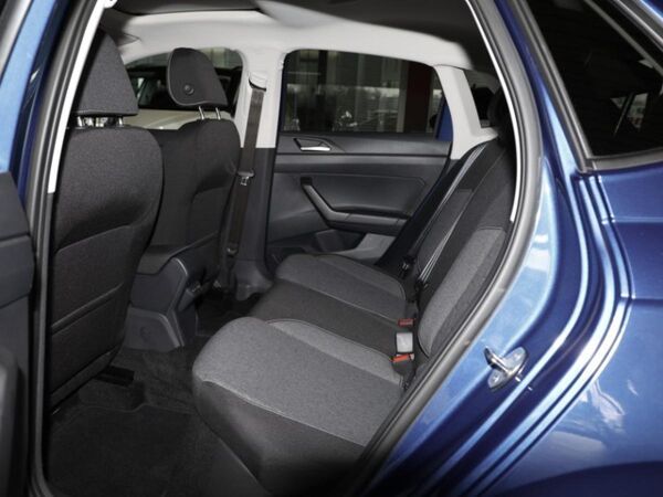 Volkswagen Polo 1,0 TSI Move Matrix Navi Pano PDC Klimaautom. 16" bild 5
