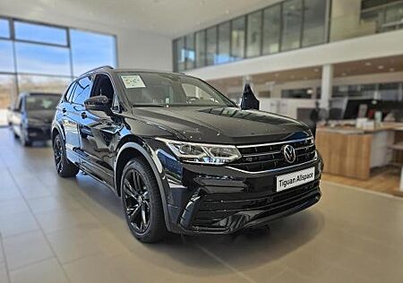 VW Tiguan Allspace Volkswagen R-Line 2,0TSI // Black Style // 8-Fach-Bereifung