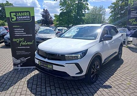 Opel Grandland 1.2T WirelessCharging,Navi,Parkpilot