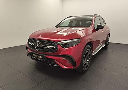 Mercedes-Benz GLC 300 de 4M AMG+Night+DogoLight+Pano+HUD+360°+