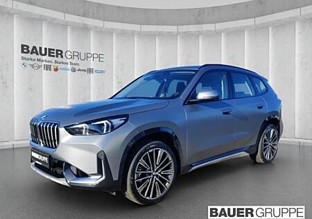 BMW X1 xDrive23i xLine UPE 66.150,- HUD AHK Pano Mild-Hybrid AHK-klappbar El. Panodach Navi