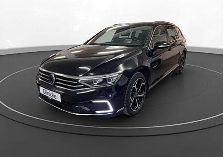 VW Passat Volkswagen Variant GTE 1.4 TSI R-Line Matrix LM 18" Navi RFK+PDC