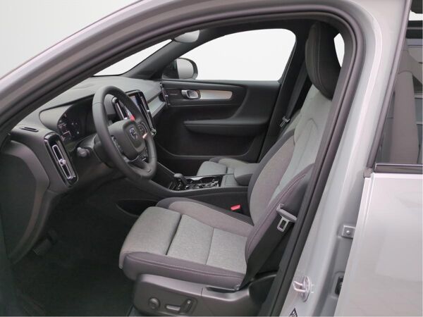Volvo XC40 Plus Dark 360 Grad AHK Business-Paket bild 7