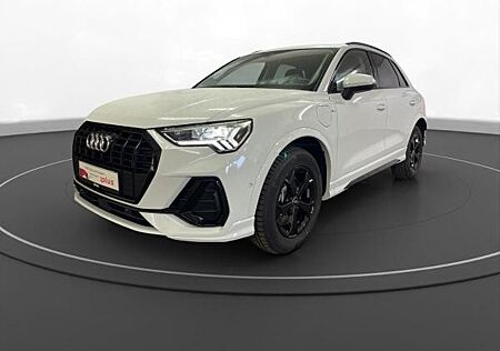 Audi Q3 45 TFSIe S line AHK LED LM 19" Navi PDC+RFK ACC