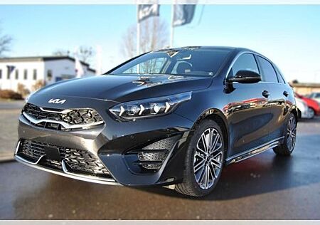 Kia Cee'd Ceed 1.5 T-GDI DCT7 GT LINE UVP 40.049 EUR