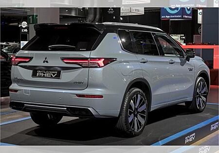 Mitsubishi Outlander 2.4 BASIS PHEV ***SONDERAKTION***