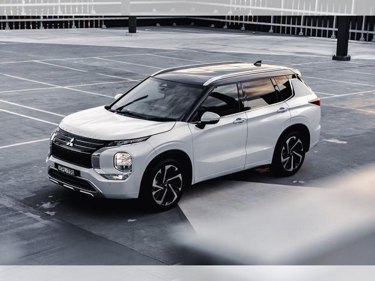 Mitsubishi Outlander 2.4 PHEV PLUS bild 1