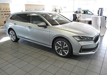 Skoda Superb Combi (NZ5)